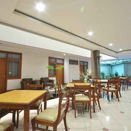 Caryota Hotel Бандунг Екстер'єр фото