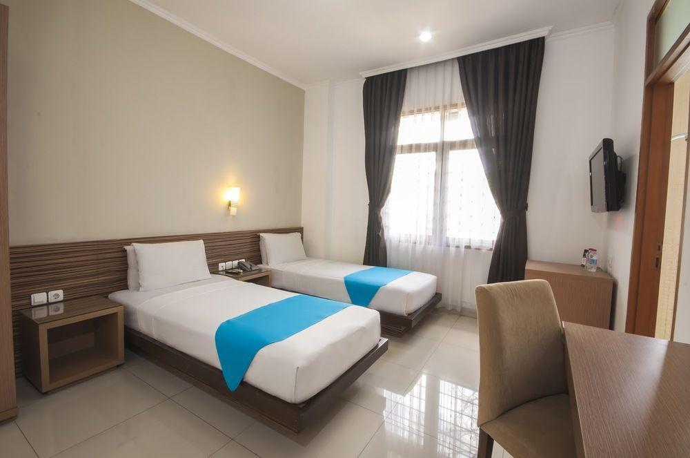 Caryota Hotel Бандунг Екстер'єр фото
